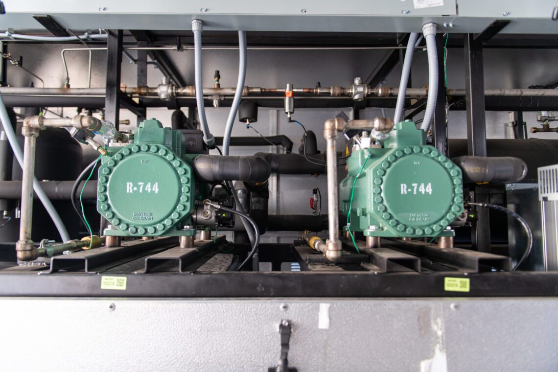 industrial refrigeration system for warehouse